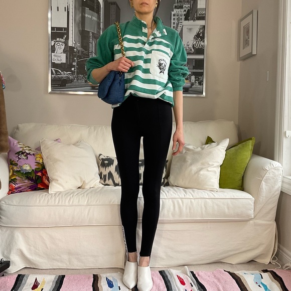 H&M stretch stirrup pants with words - Picture 3 of 13